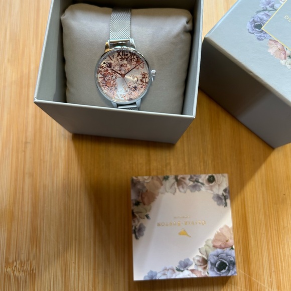 Olivia Burton Abstract Florals Watch With 34mm Silver Face & Silver MeshBracelet main image 4